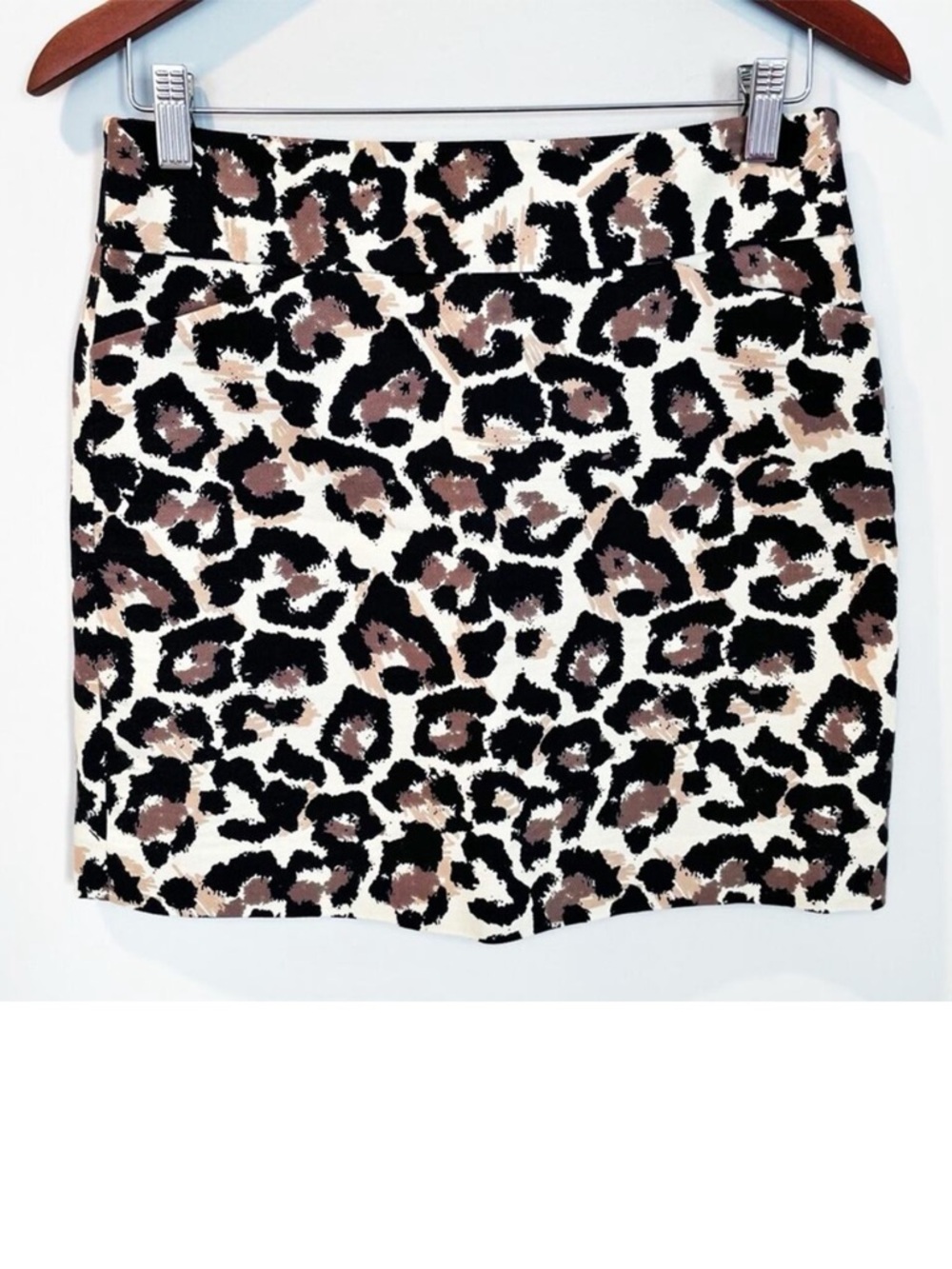 Ann Taylor LOFT Leopard Print Mini Skirt Size 2 Petite